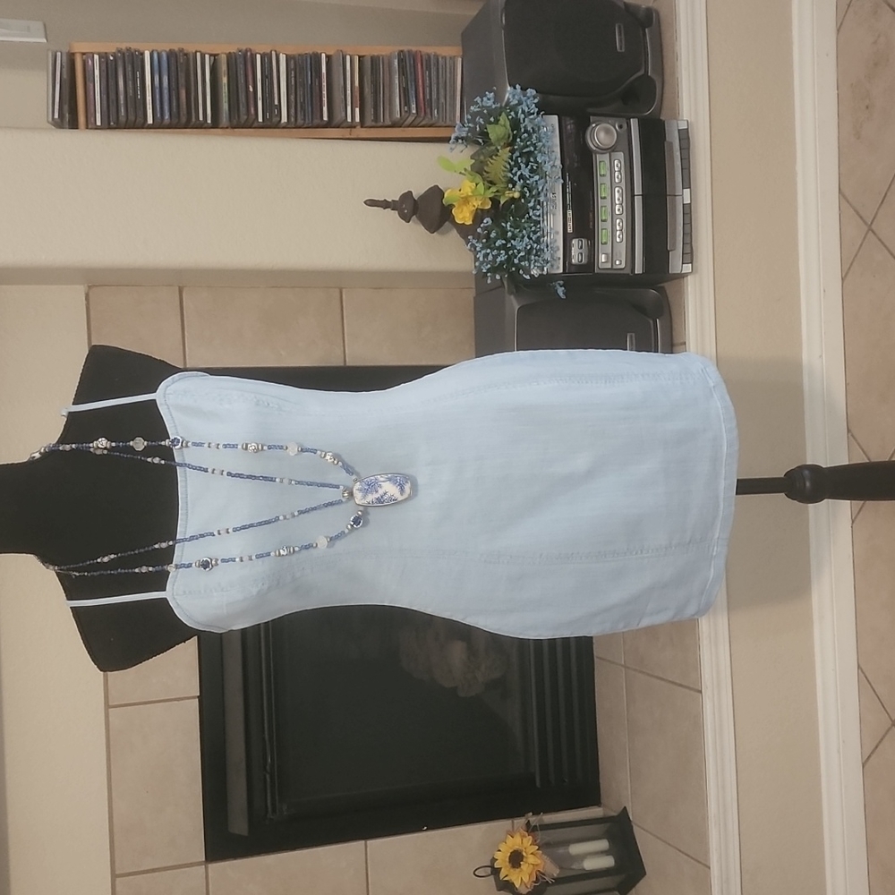 Dress - Picture 5 of 9
